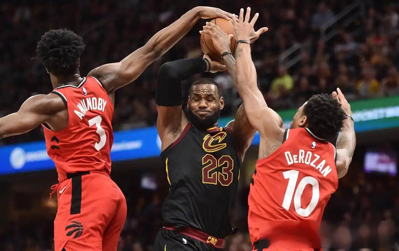 关于爵士击败猛龙,米切尔全能表现砍分的信息 关于爵士击败猛龙,米切尔全能表现砍分的信息