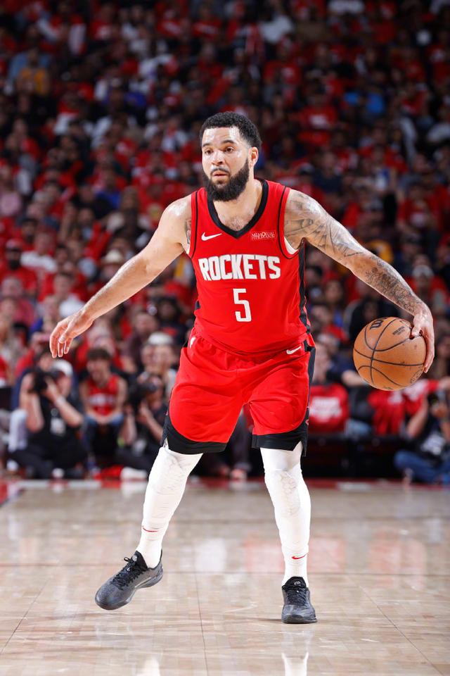 pg电子下载-山西队力克新疆队，范弗利特状态火热